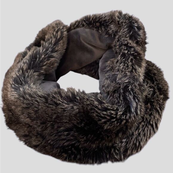 RH Luxe Faux Fur Infinity Scarf in Sable - Picture 3 of 5